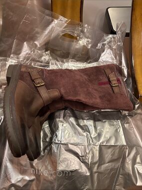 UGG Brown Suede Mid-Calf Combat Boots with Dark Brown Accents